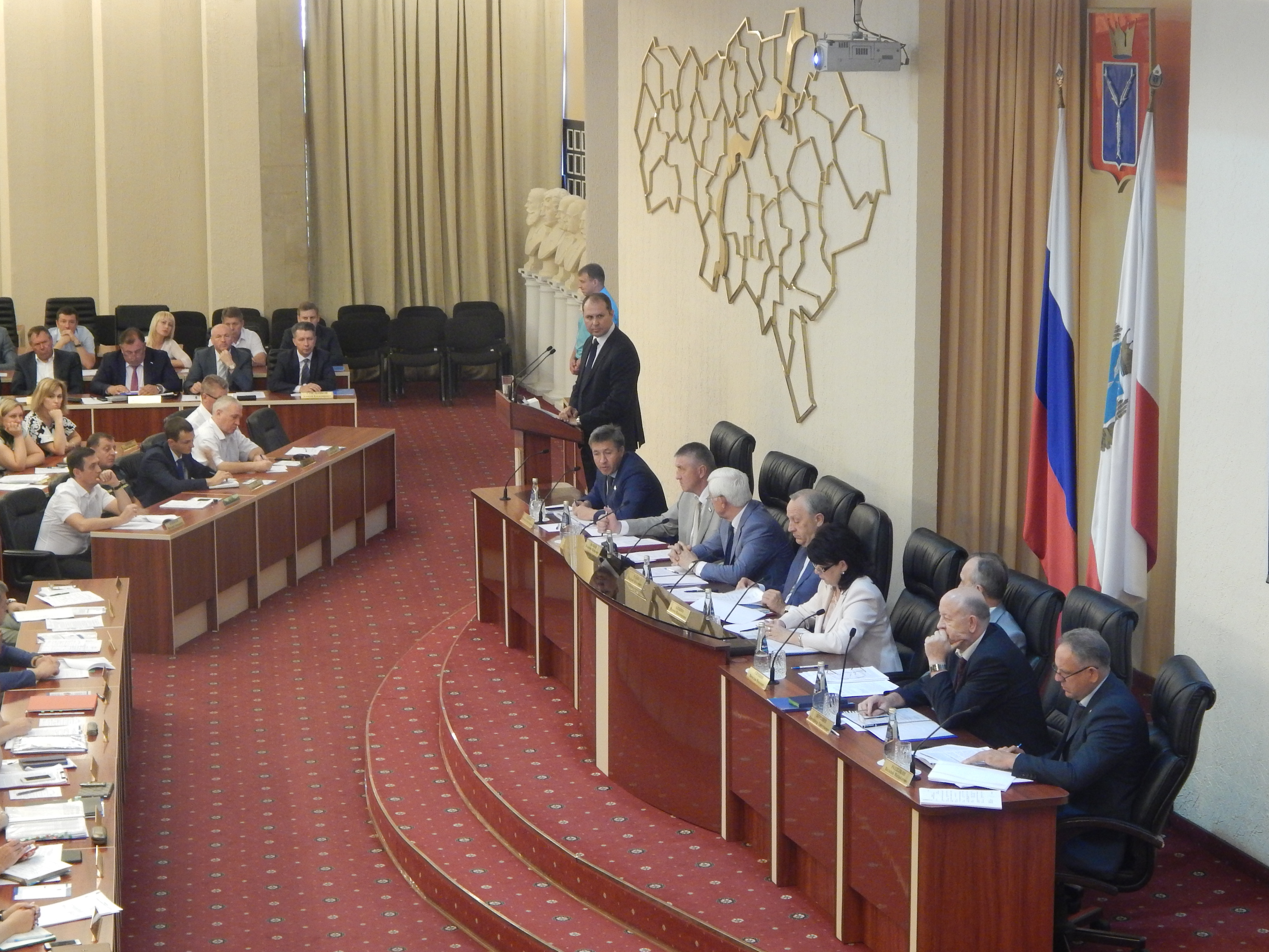 Алексей Санников: «В первом полугодии работники Саратовской области получили почти 500 миллионов рублей»